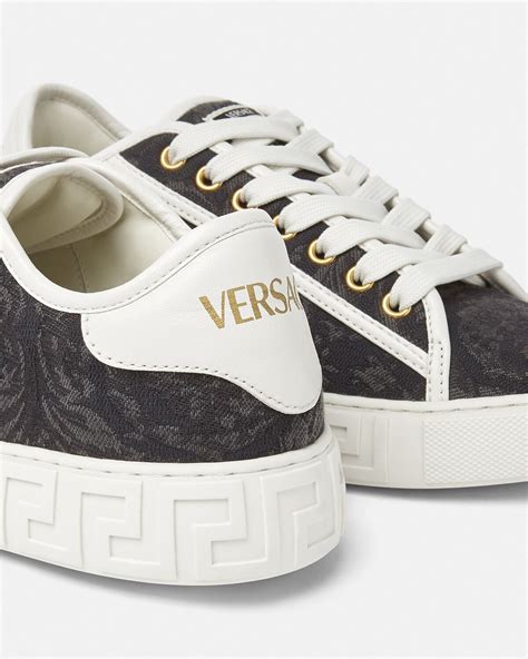 sneaker versace tarocchi|versace barocco greca.